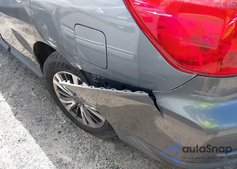 2018 Nissan Pathfinder Sv z USA, uszkodzony, nr VIN 5N1DR2MN2JC634432